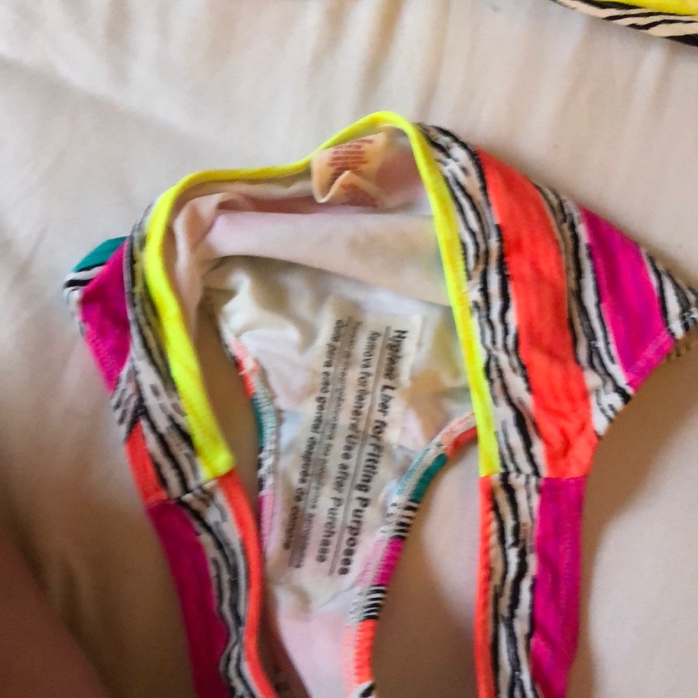 OP Bikini - Picture 4 of 7